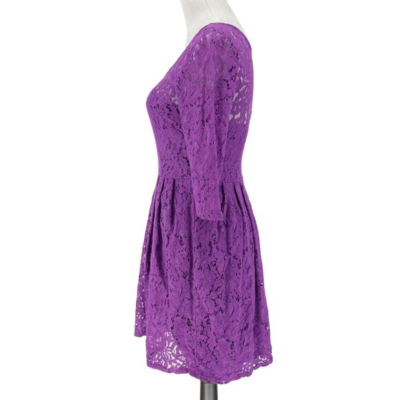 Betsey Johnson Dress Womens 2 Purple Lace Fit n Flare Lined Pleated Skirt - Picture 5 of 14